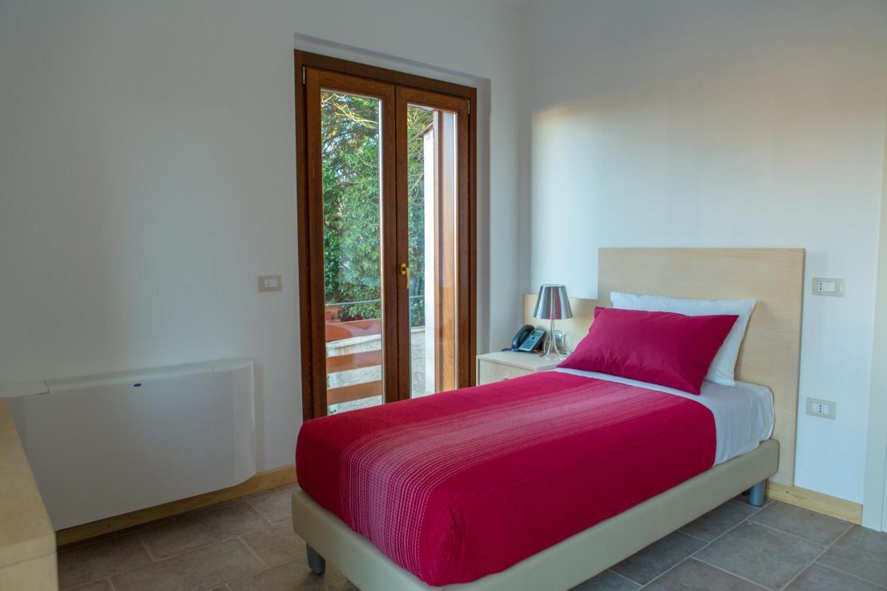 Il Moscardino Country Resort Serra San Bruno Exteriér fotografie